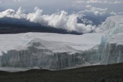 остатки леднка на Килиманджаро
