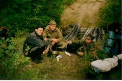 Привал лук, чеснок и сухари что еще надо?