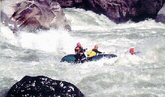 «Верхний Арун - река муссонного экстрема» / Непал  / октябрь 1996 / статья