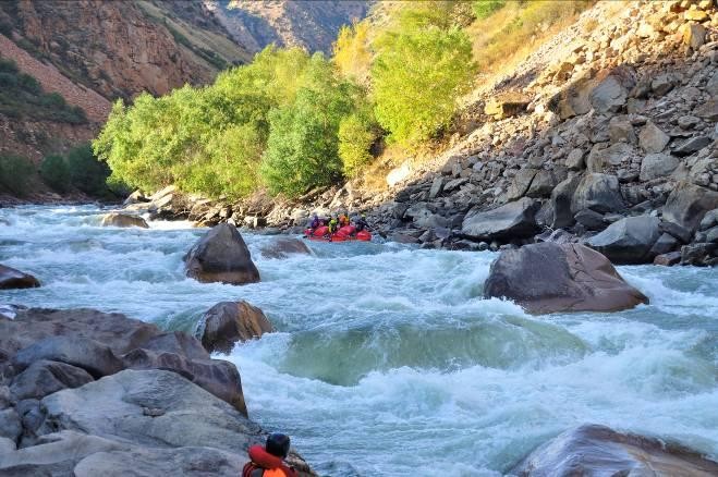 Отчет о спортивном водном походе 6кс по рекам Киргизии (Чонг Кемин, Малый Нарын, Кекемерен), сентябрь 2019